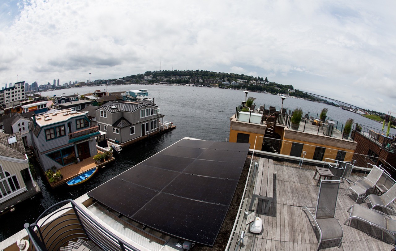 Seattle Solar House Boat