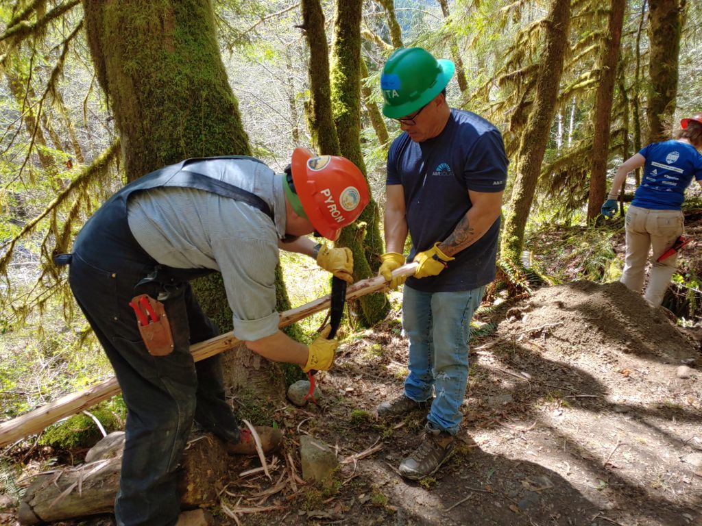 Cleaning Up Washington'S Trails A-R-Solar-Helps-Washington-Trail-Association