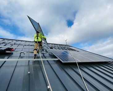 does a new roof qualify for solar tax credit