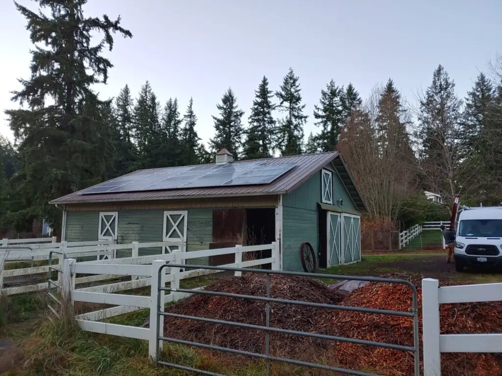 redmond washington pole barn solar installation