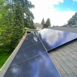 rec 420 solar panels installed on seattle washington home